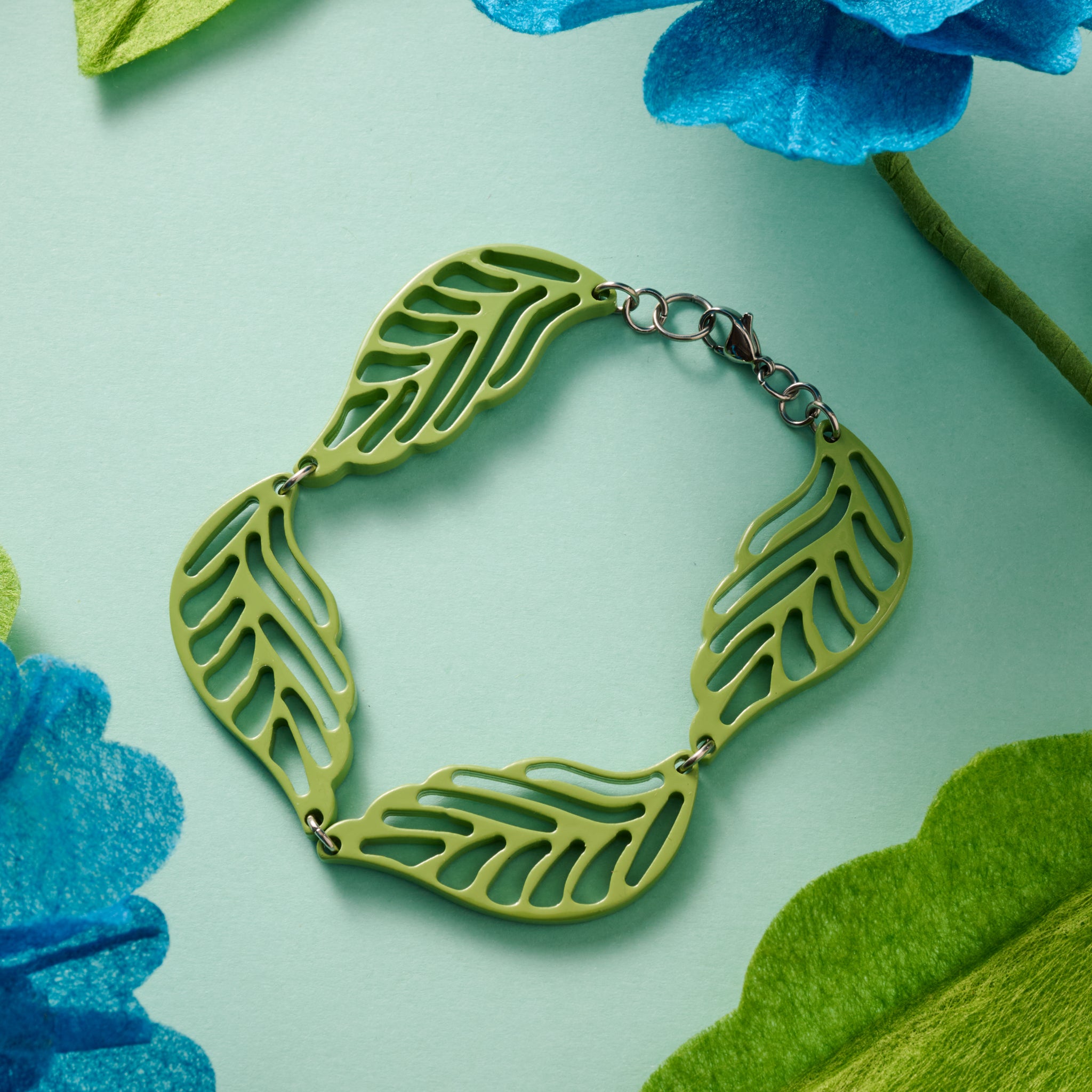 Bodhi Painted Leaves Bracelet - Ten Thousand Villages