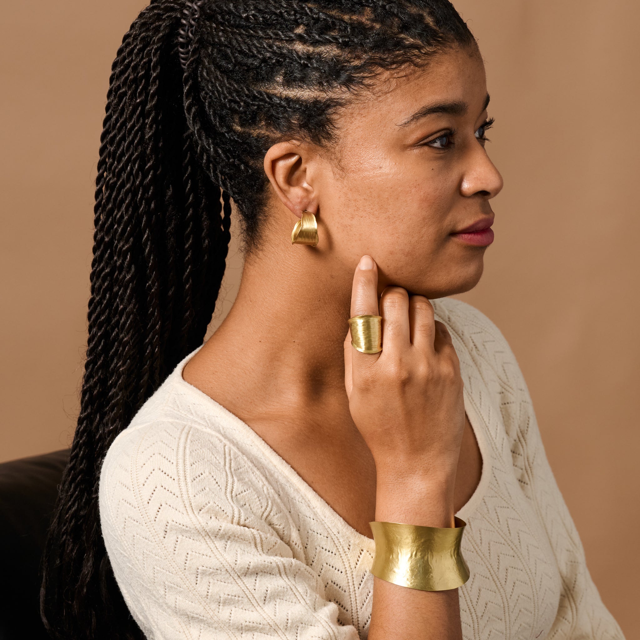 Diva Hammered Brass Hoop Earrings - Ten Thousand Villages