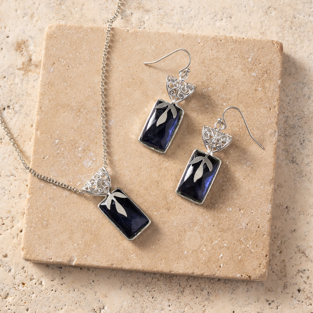 Chandra Glass Stone & Leaf Necklace - Ten Thousand Villages