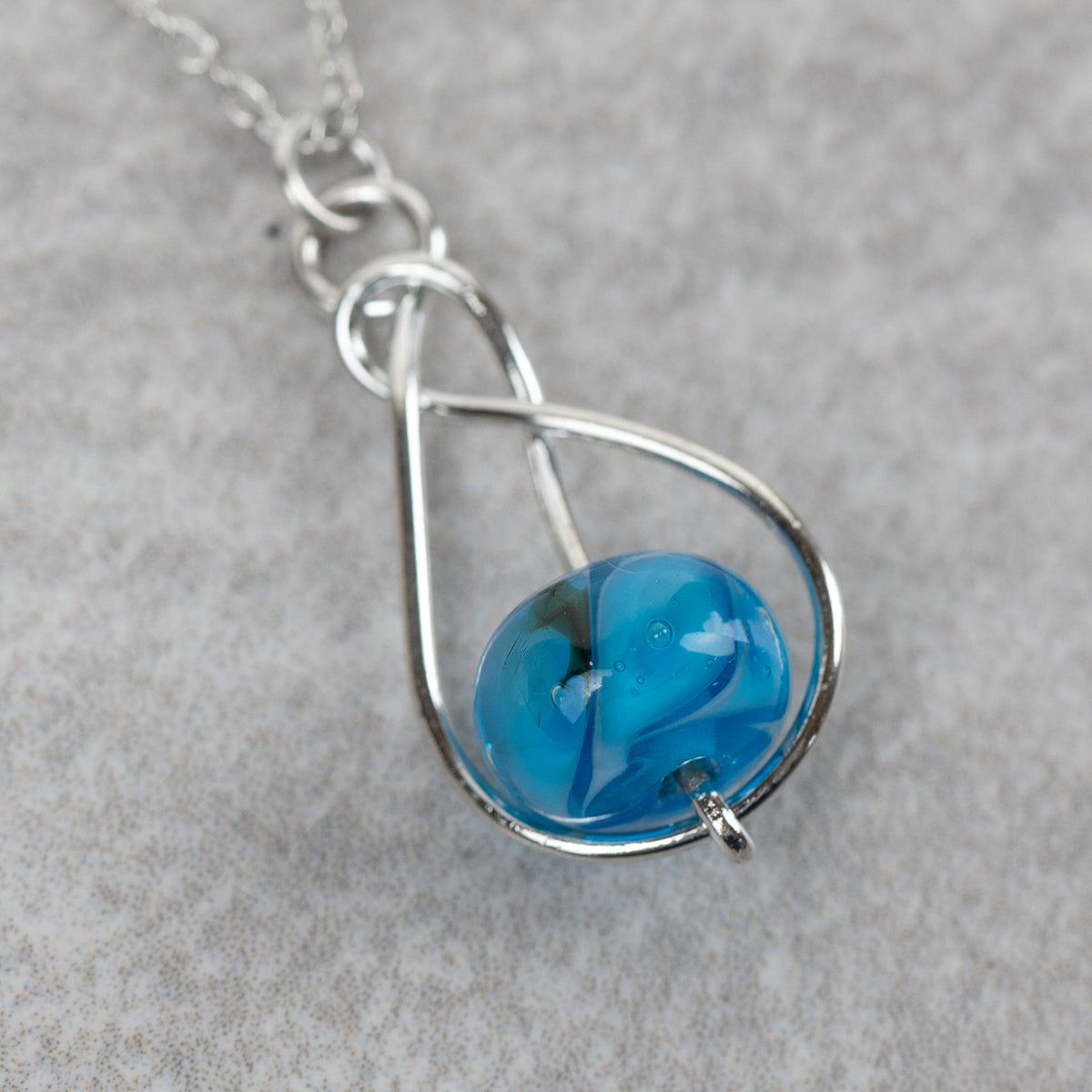Isai Pendant Necklace - Ten Thousand Villages