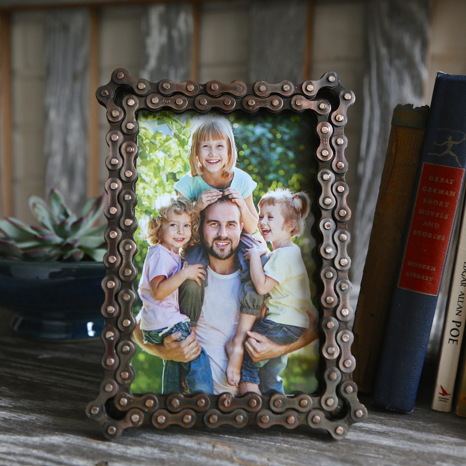 Bicycle Chain Picture Frame - Ten Thousand Villages