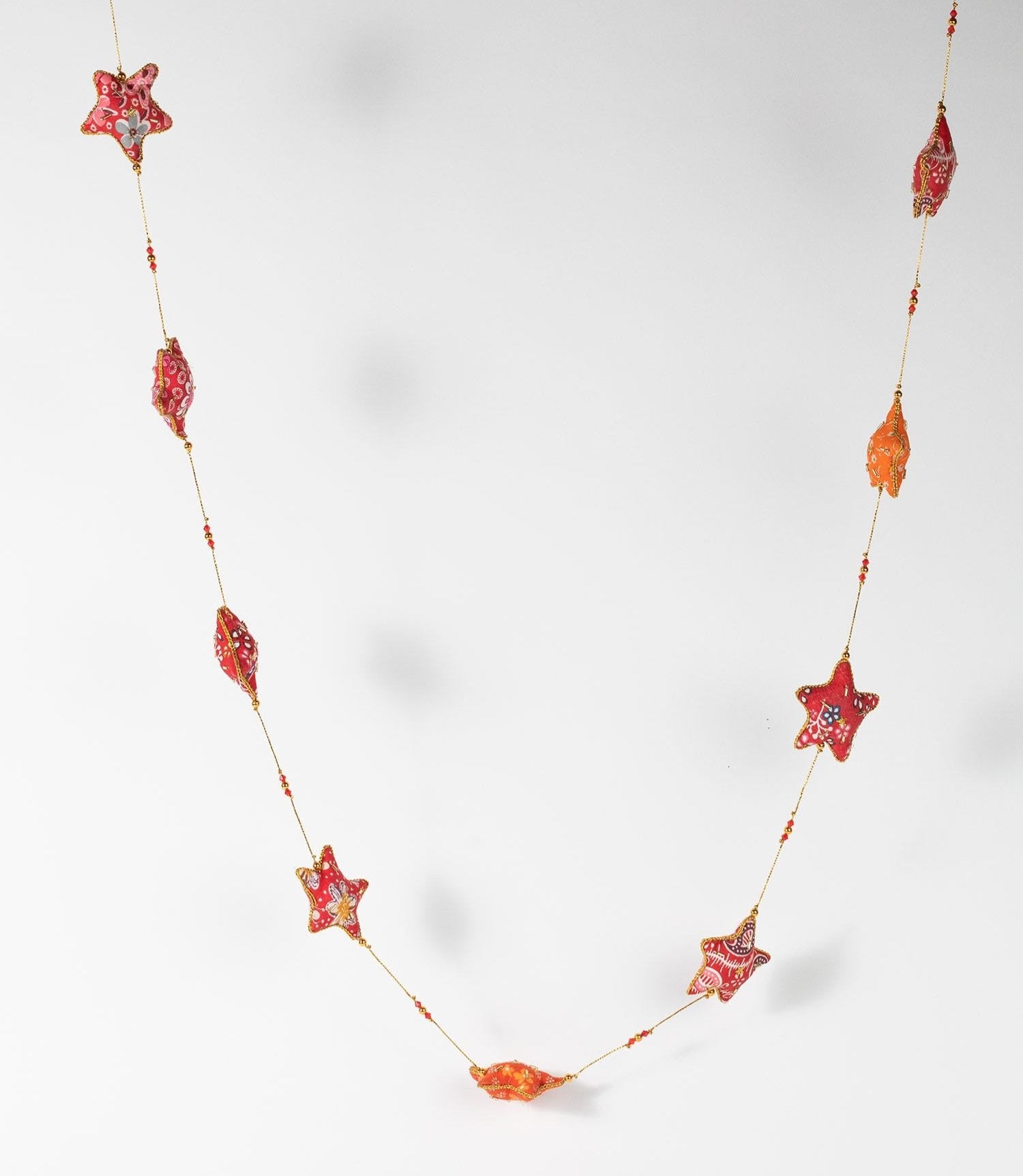 Snowy Star Garland - Ten Thousand Villages