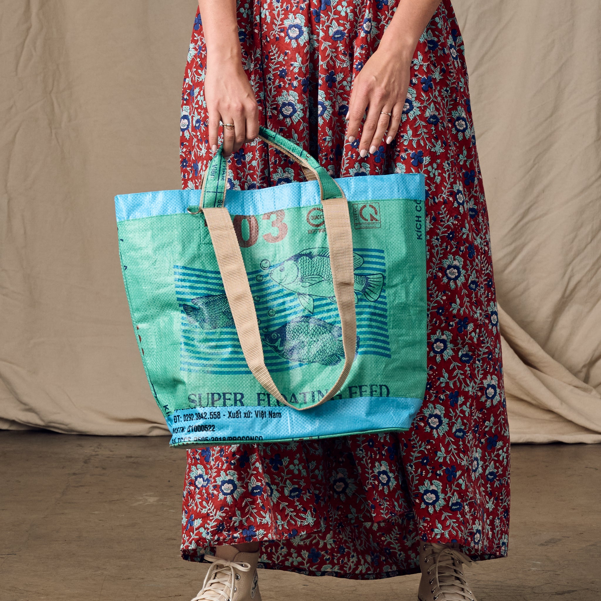 Trei Recycled Feed Bag Lined Tote - Ten Thousand Villages
