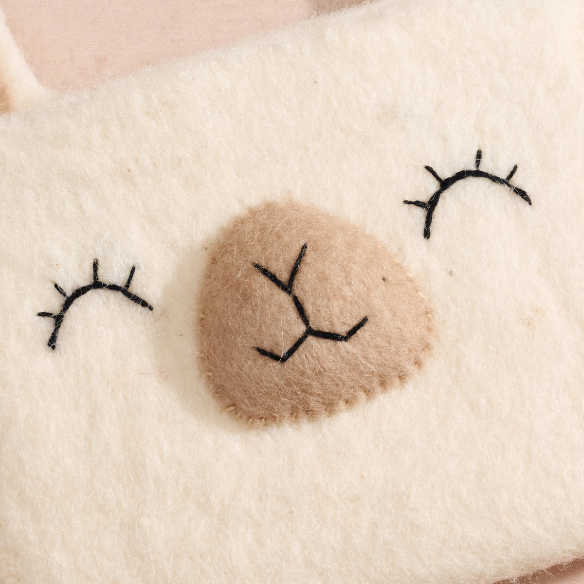 Lucia Llama Coin Purse - Ten Thousand Villages