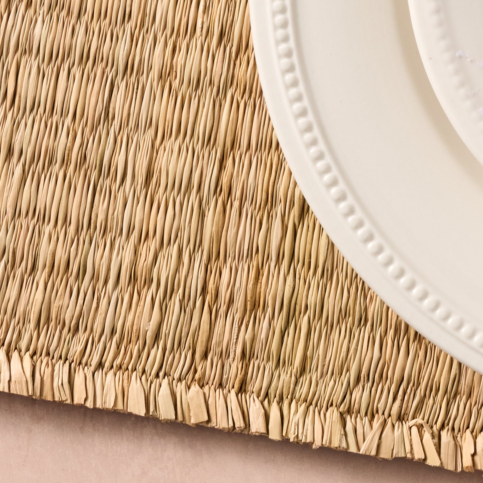 Narkata Woven Cattail Fringe Placemat - Ten Thousand Villages