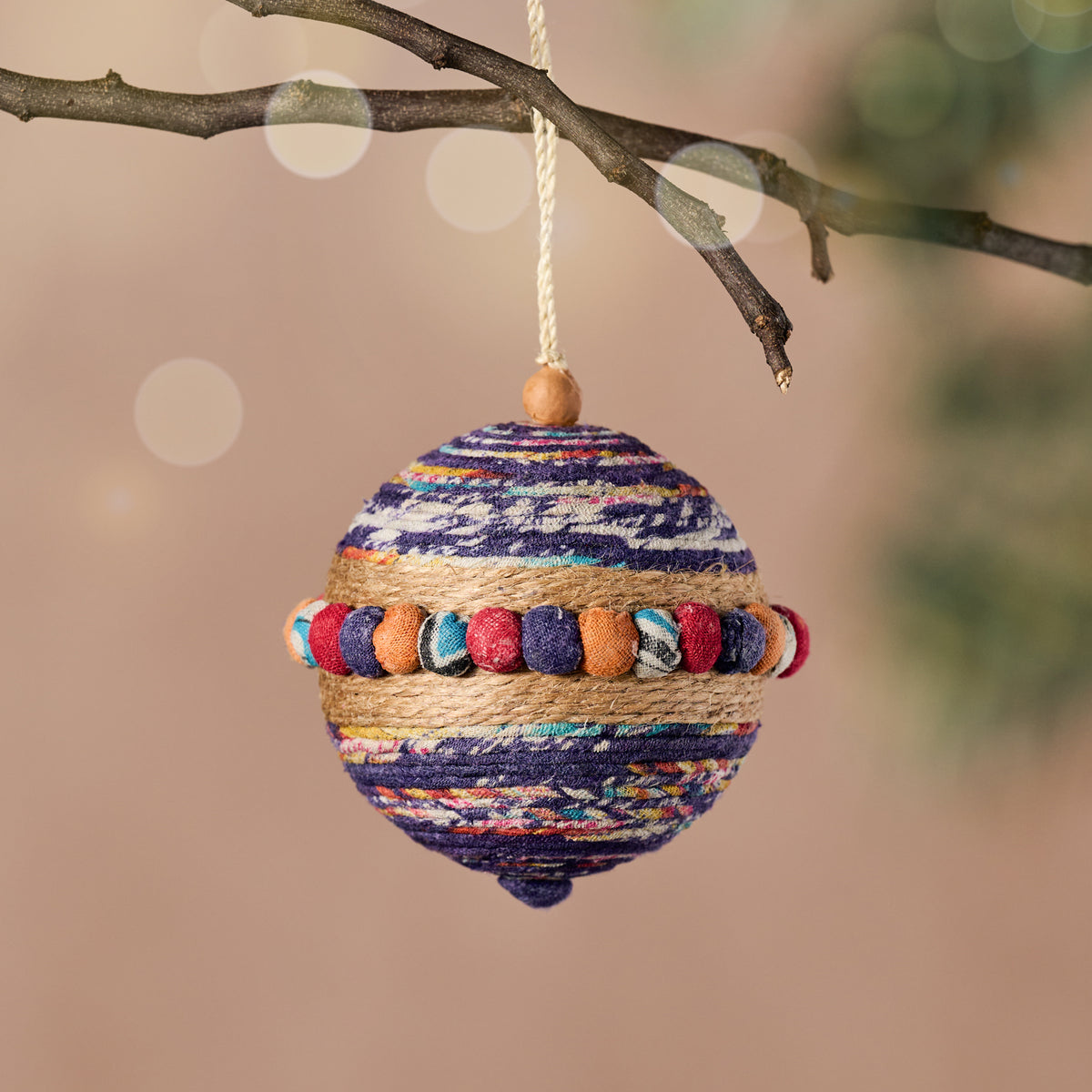 Usna Sari Ball Ornament - Ten Thousand Villages