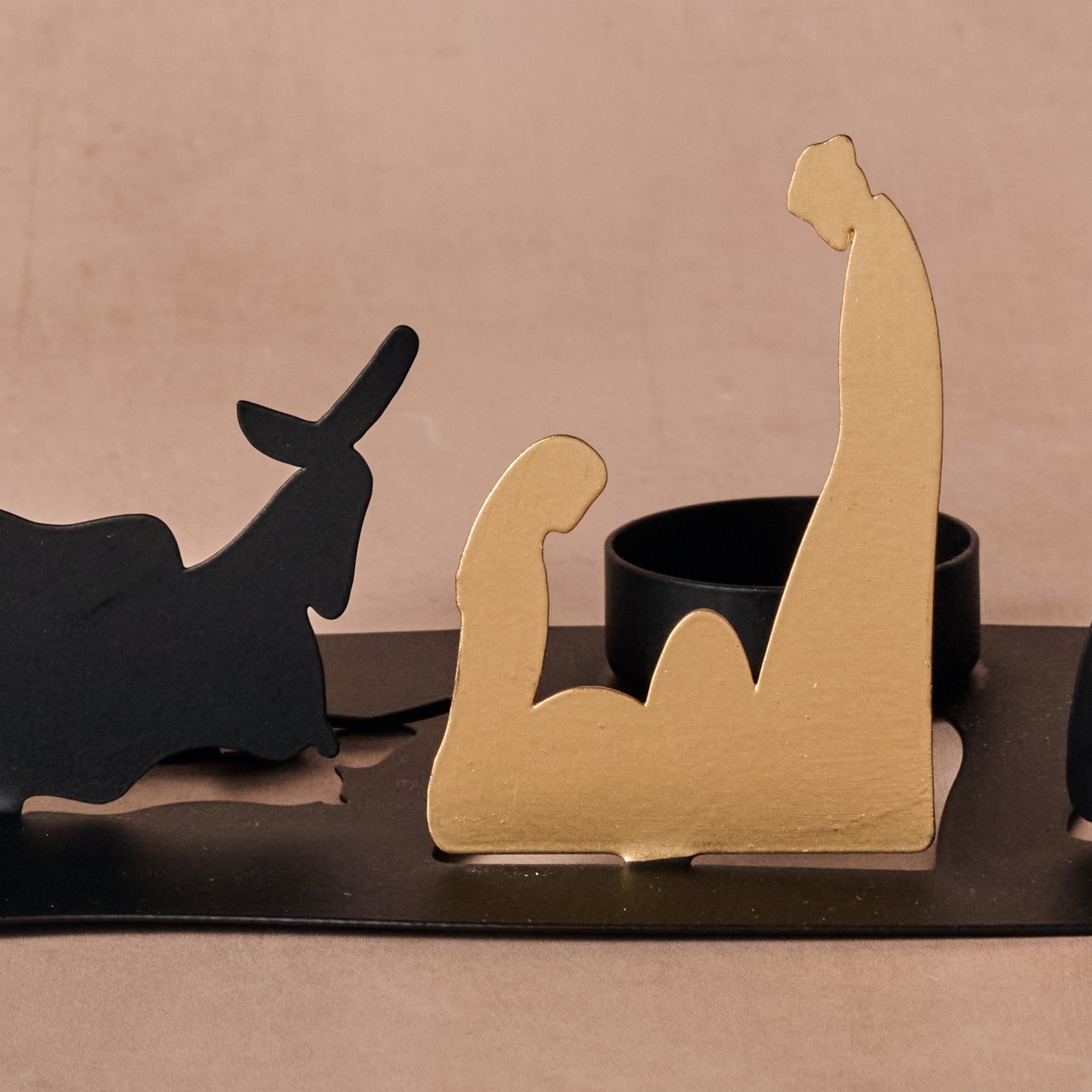 Traad Iron Nativity Creche - Ten Thousand Villages
