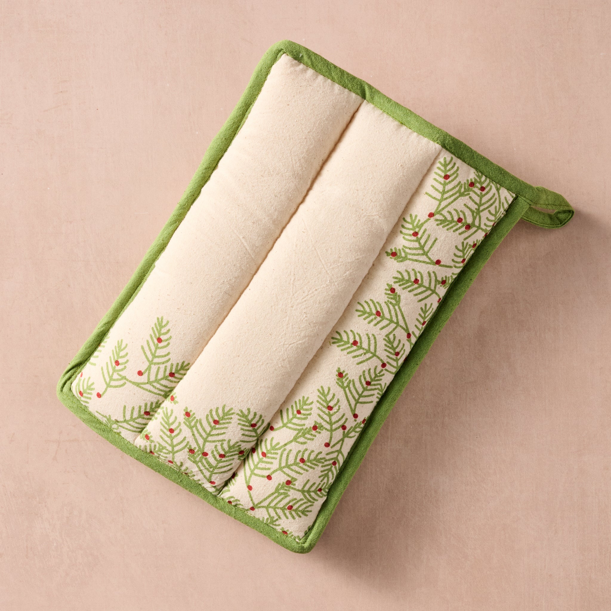 Sardee Holly Cotton Potholder - Ten Thousand Villages
