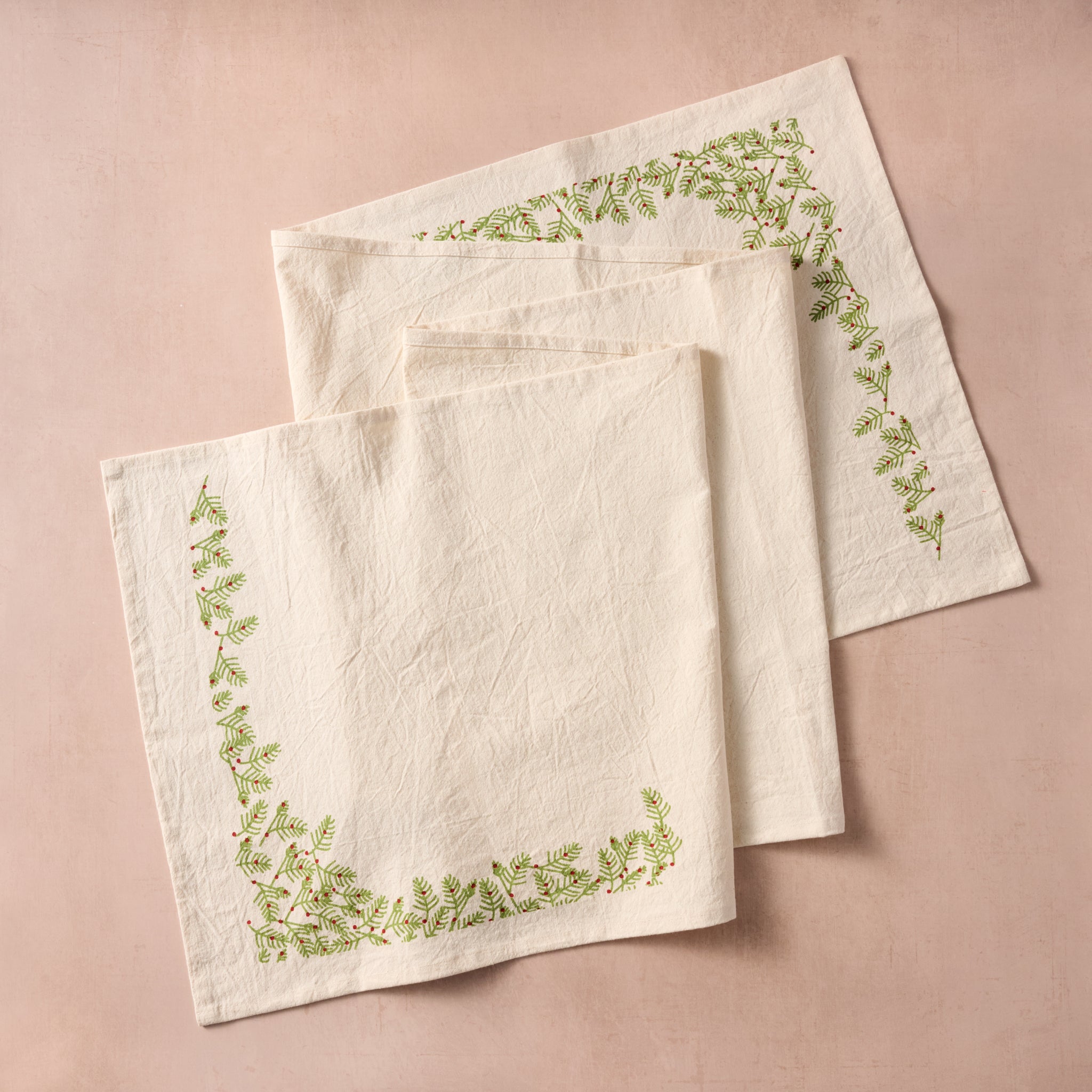 Sardee Holly Cotton Table Runner - Ten Thousand Villages