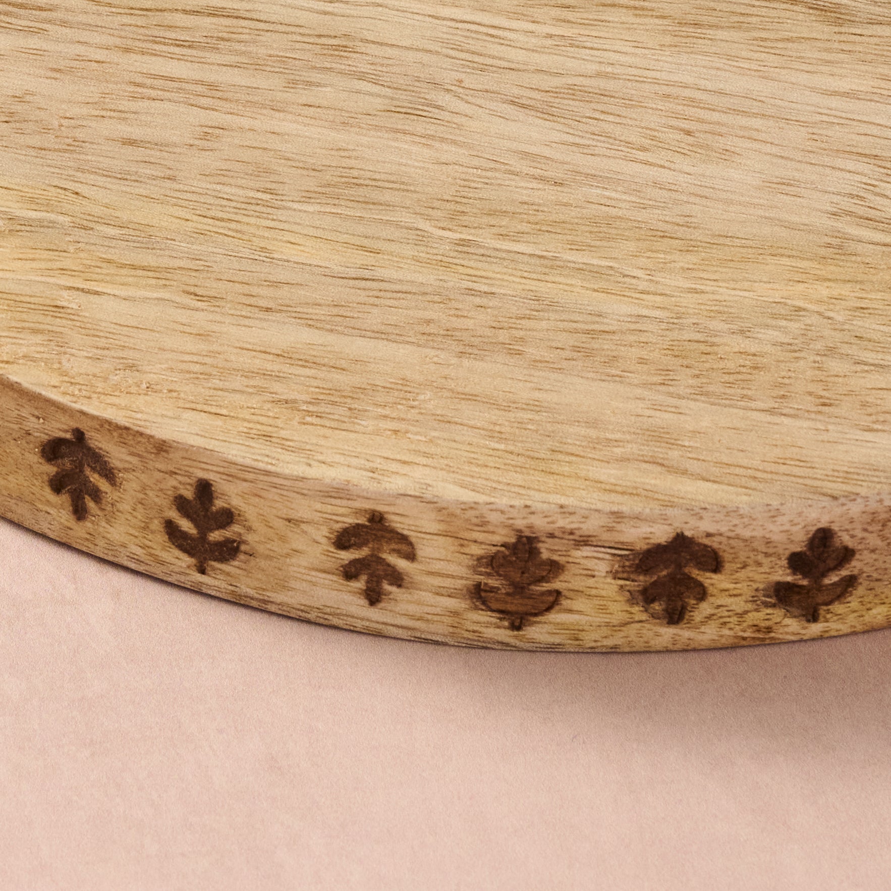 Sumati Mango Wood Serving Board - Ten Thousand Villages