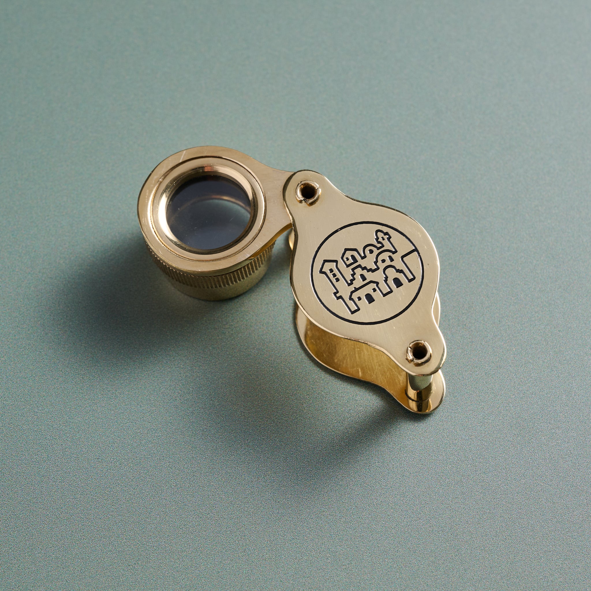 Easy Read Portable Magnifier - Ten Thousand Villages