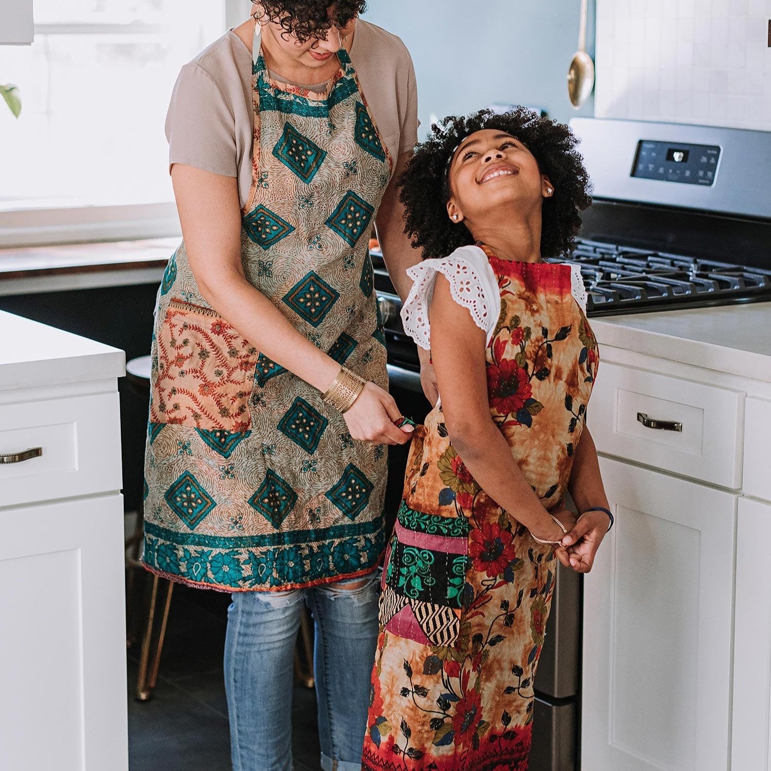 Upcycled Sari Apron - Ten Thousand Villages